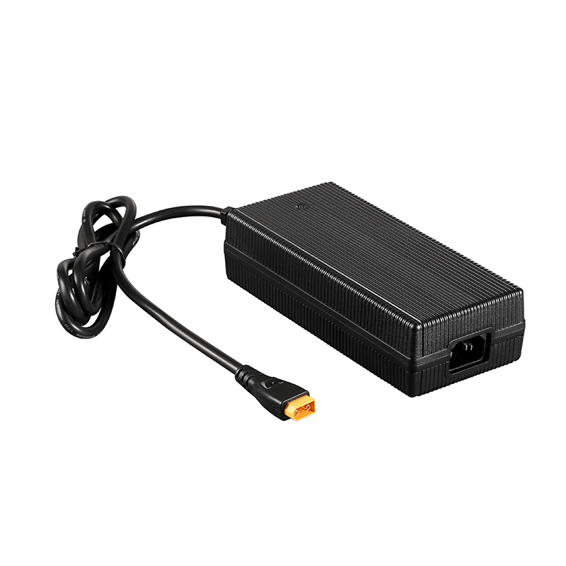 200W (14)